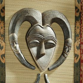 KWELE AFRICAN MASK