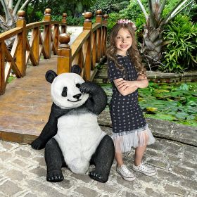 GIANT PANDA STATUE                          FRT-NR