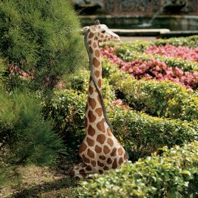 GIGI THE GARDEN GIRAFFE                         NR