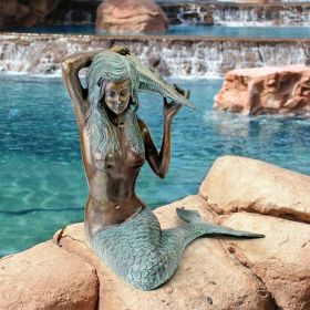 MEDIUM ISLE OF CAPRI BRONZE MERMAID             NR